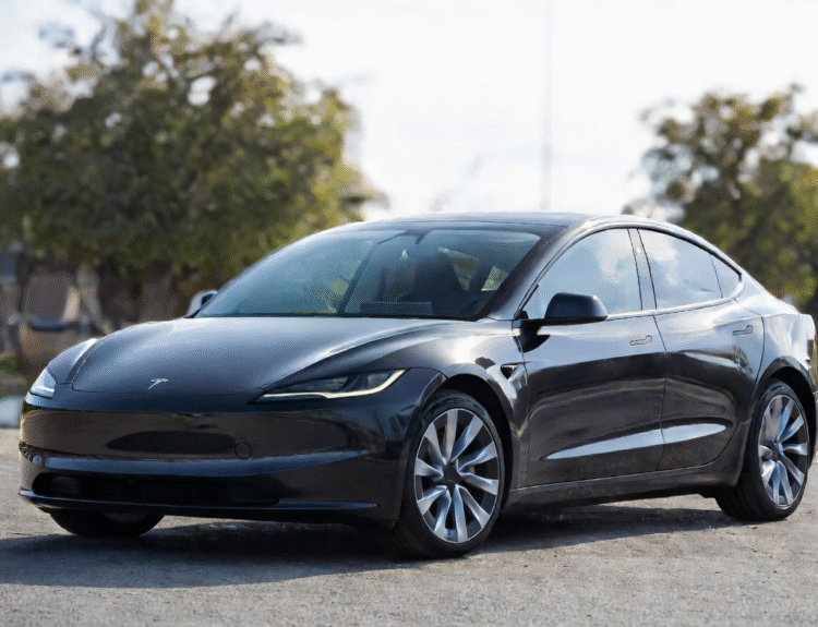 tesla premium connectivity